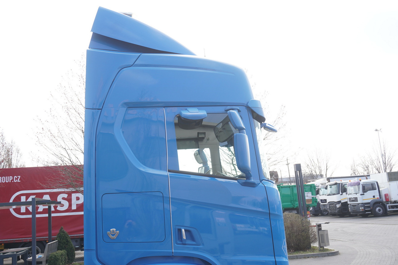 Châssis cabine SCANIA R650 V8 / 650 HP/ frame 8.8 m / steered 4th axle: photos 10