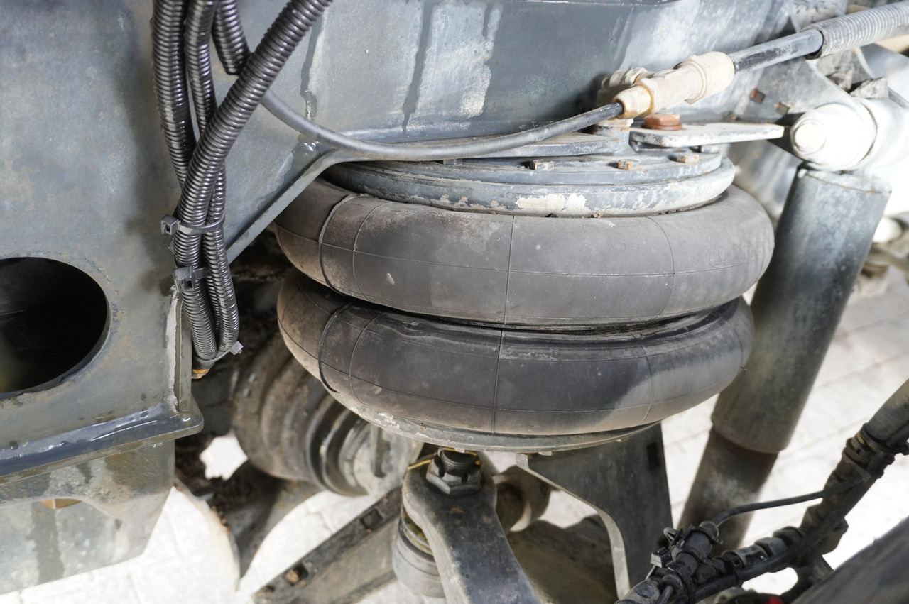 Camion benne TATRA Phoenix 8x8 Twin-Steer Quad/A dump truck / 30 tho. km: photos 13