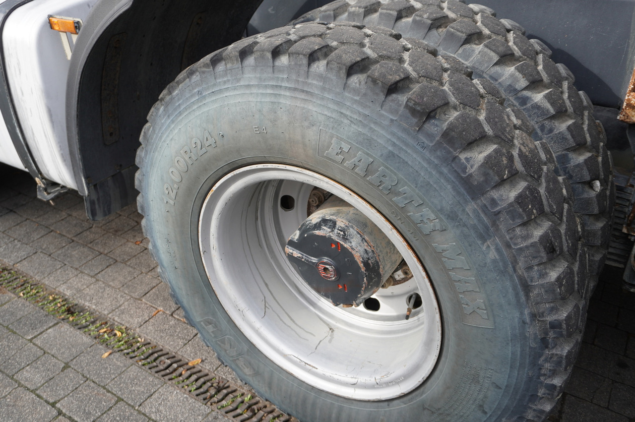 Camion benne TATRA Phoenix 8x8 Twin-Steer Quad/A dump truck / 30 tho. km: photos 14