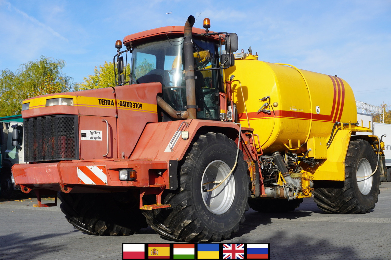 TERRA-GATOR TG 3104 Self-propelled liquid manure spreader - Epandeur à fumier: photos 1 TERRA-GATOR TG 3104 Self-propelled liquid manure spreader - Epandeur à fumier: photos 1