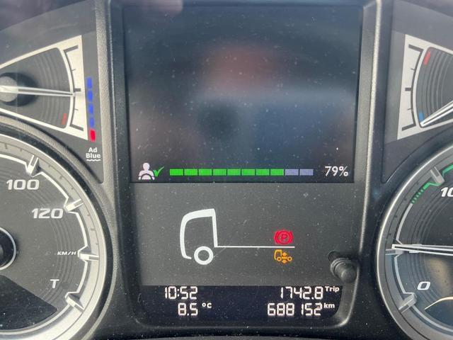 DAF XF 480 FT SSC Low Deck TraXon Intarder 2 x Tank - Tracteur routier: photos 4 DAF XF 480 FT SSC Low Deck TraXon Intarder 2 x Tank - Tracteur routier: photos 4