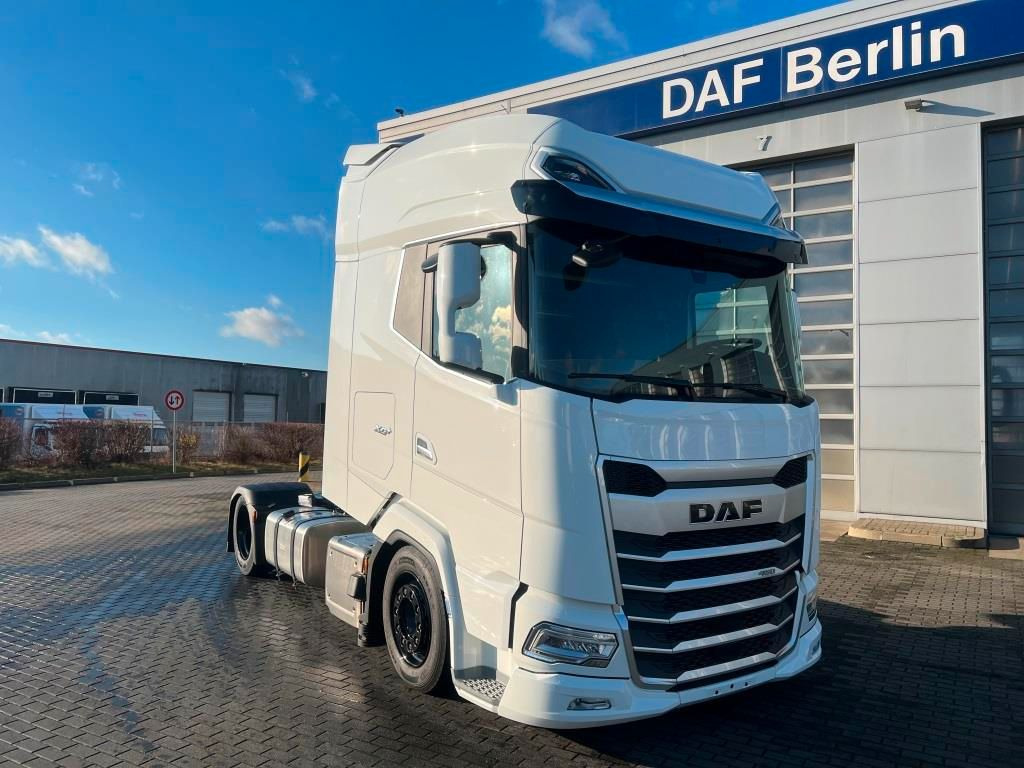 DAF XG+ 480 Low Deck, ZF Intarder, SOFORT VERFÜGBAR - Tracteur routier: photos 1 DAF XG+ 480 Low Deck, ZF Intarder, SOFORT VERFÜGBAR - Tracteur routier: photos 1