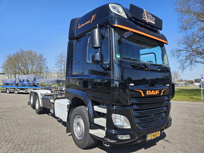 DAF CF 460 6X2 | 10 tyres | Hyva 22.57.S | Euro 6 | Retarder - Camion ampliroll: photos 2 DAF CF 460 6X2 | 10 tyres | Hyva 22.57.S | Euro 6 | Retarder - Camion ampliroll: photos 2