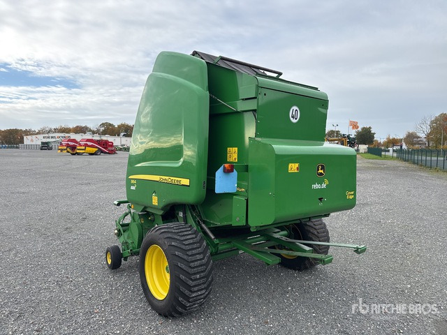 2012 John Deere 864 Premium Round Baler - Presse à balles rondes: photos 4 2012 John Deere 864 Premium Round Baler - Presse à balles rondes: photos 4