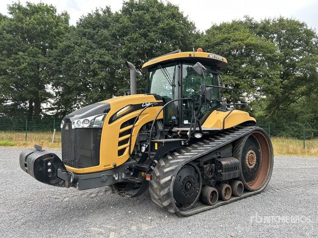 2015 Challenger MT775E Track Tractor - Broyeur/ Épareuse: photos 1 2015 Challenger MT775E Track Tractor - Broyeur/ Épareuse: photos 1