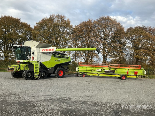 2015 Claas Lexion 780TT Combine Harvester - Moissonneuse-batteuse: photos 2 2015 Claas Lexion 780TT Combine Harvester - Moissonneuse-batteuse: photos 2