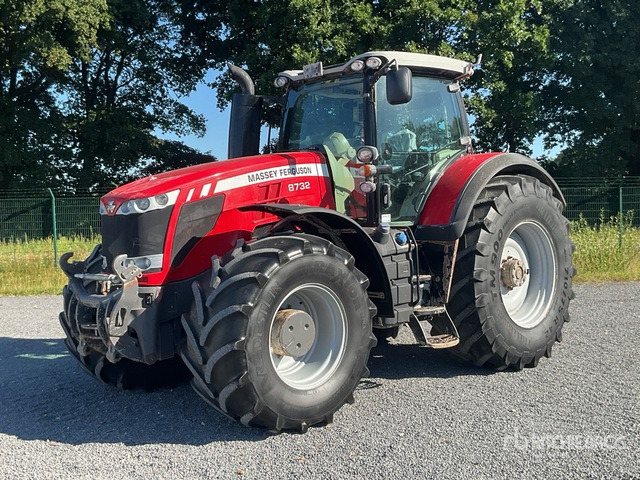 2015 Massey Ferguson 8732 Dyna-VT 4WD Tractor - Tracteur agricole: photos 1 2015 Massey Ferguson 8732 Dyna-VT 4WD Tractor - Tracteur agricole: photos 1