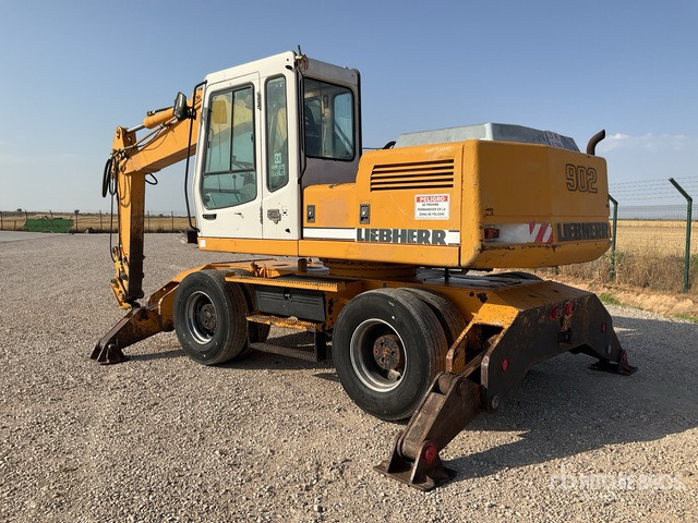 1995 Liebherr A902 Litronic Wheel Excavator - Pelle sur pneus: photos 3 1995 Liebherr A902 Litronic Wheel Excavator - Pelle sur pneus: photos 3