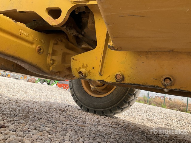 2007 Cat 432E 4x4 Backhoe Loader - Broyeur/ Épareuse: photos 5 2007 Cat 432E 4x4 Backhoe Loader - Broyeur/ Épareuse: photos 5