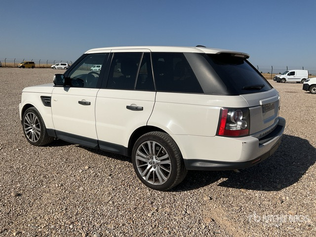 2010 Land Rover Range Rover Sport HSE SUV - SUV: photos 4 2010 Land Rover Range Rover Sport HSE SUV - SUV: photos 4