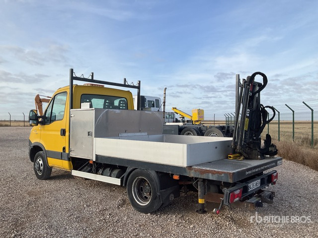 2013 Iveco 40C14G 1994 Hiab 015 1200 kg Straight ... Flatbed Truck with Crane - Camion plateau: photos 3 2013 Iveco 40C14G 1994 Hiab 015 1200 kg Straight ... Flatbed Truck with Crane - Camion plateau: photos 3