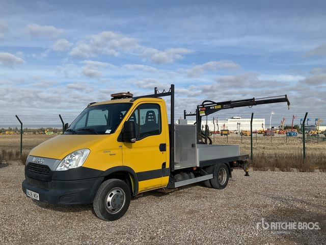 2013 Iveco 40C14G 1994 Hiab 015 1200 kg Straight ... Flatbed Truck with Crane - Camion plateau: photos 2 2013 Iveco 40C14G 1994 Hiab 015 1200 kg Straight ... Flatbed Truck with Crane - Camion plateau: photos 2