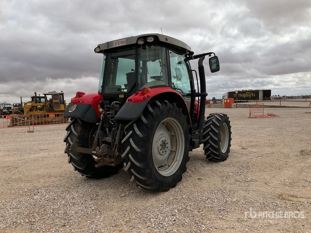 2014 Massey Ferguson MF 5610 4RM 4WD Tractor - Tracteur agricole: photos 3 2014 Massey Ferguson MF 5610 4RM 4WD Tractor - Tracteur agricole: photos 3