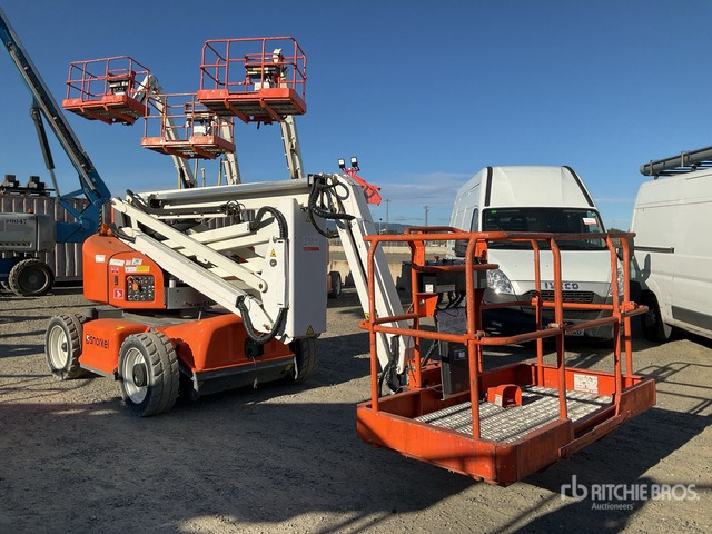 2015 Snorkel A46JE 2WD Electric Articulating Boom Lift - Nacelle articulée: photos 2 2015 Snorkel A46JE 2WD Electric Articulating Boom Lift - Nacelle articulée: photos 2
