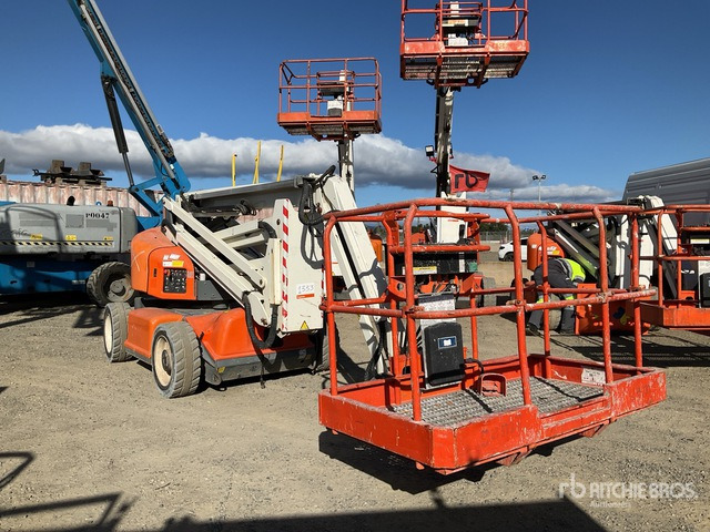 2015 Snorkel A46JE 2WD Electric Articulating Boom Lift - Nacelle articulée: photos 2 2015 Snorkel A46JE 2WD Electric Articulating Boom Lift - Nacelle articulée: photos 2