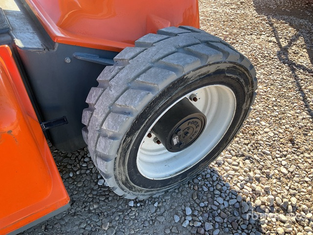 2016 Snorkel A46JE 2WD Diesel Articulating Boom Lift - Nacelle articulée: photos 4 2016 Snorkel A46JE 2WD Diesel Articulating Boom Lift - Nacelle articulée: photos 4