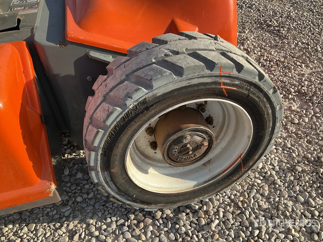 2016 Snorkel A46JE 2WD Electric Articulating Boom Lift - Nacelle articulée: photos 5 2016 Snorkel A46JE 2WD Electric Articulating Boom Lift - Nacelle articulée: photos 5