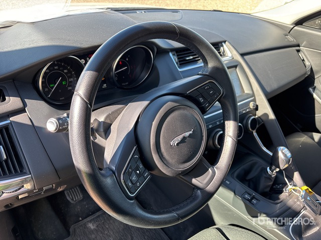 2019 Jaguar E Pace SUV - SUV: photos 5 2019 Jaguar E Pace SUV - SUV: photos 5