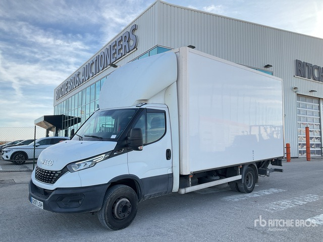 2020 Iveco Daily 70C18 4x2 Van Truck - Camion fourgon: photos 1 2020 Iveco Daily 70C18 4x2 Van Truck - Camion fourgon: photos 1