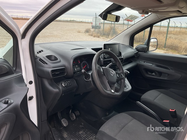 2021 Opel Combo Life Passenger Van - Minibus, Transport de personnes: photos 5 2021 Opel Combo Life Passenger Van - Minibus, Transport de personnes: photos 5