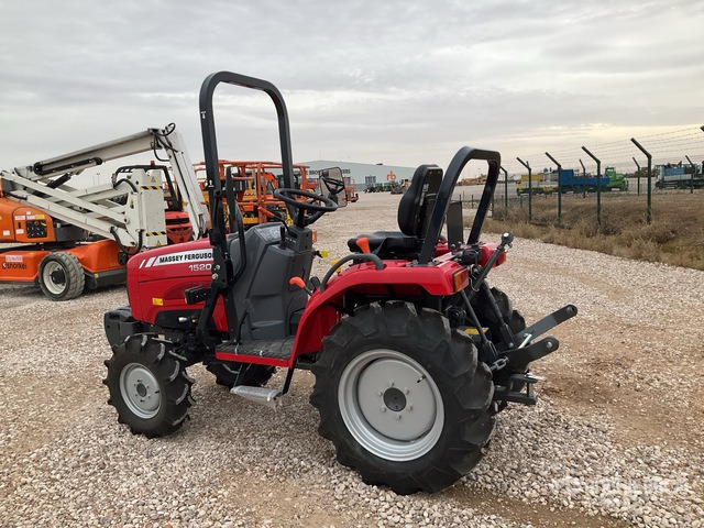 2023 Massey Ferguson 1520 (Unused) 4WD Tractor - Tracteur agricole: photos 3 2023 Massey Ferguson 1520 (Unused) 4WD Tractor - Tracteur agricole: photos 3