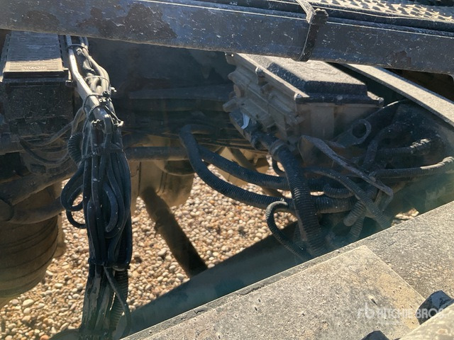 2006 Volvo FH16-660 6x4 T/A Sleeper Truck Tractor - Tracteur routier: photos 5 2006 Volvo FH16-660 6x4 T/A Sleeper Truck Tractor - Tracteur routier: photos 5