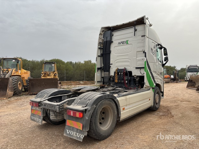 2017 Volvo FH500 4x2 S/A Sleeper Truck Tractor - Tracteur routier: photos 3 2017 Volvo FH500 4x2 S/A Sleeper Truck Tractor - Tracteur routier: photos 3
