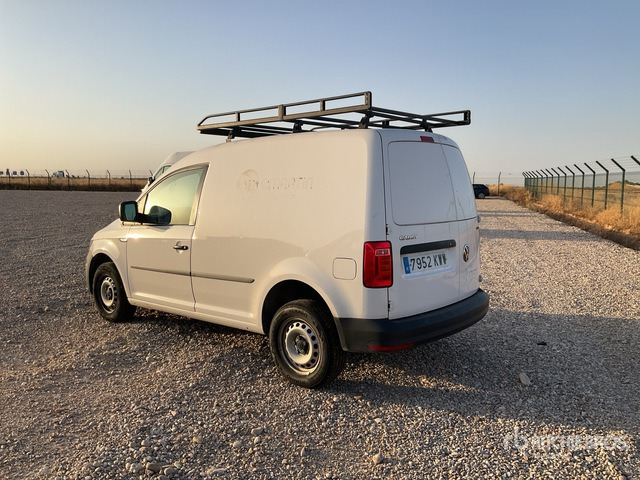 2019 Volkswagen Caddy 4x4 Cargo Van - Véhicule utilitaire: photos 2 2019 Volkswagen Caddy 4x4 Cargo Van - Véhicule utilitaire: photos 2