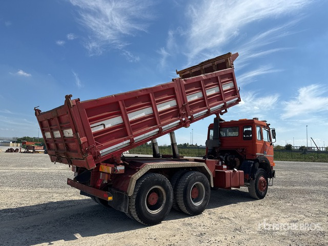 1988 Iveco 330-30 6x4 T/A Dump Truck - Camion benne: photos 3 1988 Iveco 330-30 6x4 T/A Dump Truck - Camion benne: photos 3