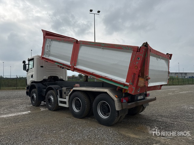 2003 Scania 124C470 8x4 Tri/A Dump Truck - Camion benne: photos 4 2003 Scania 124C470 8x4 Tri/A Dump Truck - Camion benne: photos 4