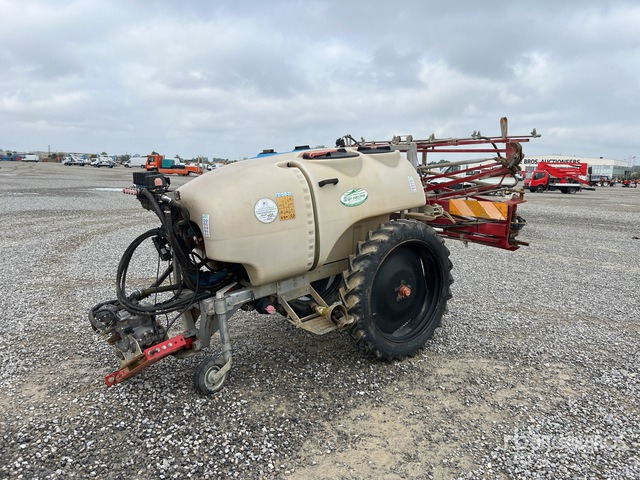 2005 Favaro Atra S/A Pull-Type Sprayer - Pulvérisateur traîné: photos 2 2005 Favaro Atra S/A Pull-Type Sprayer - Pulvérisateur traîné: photos 2