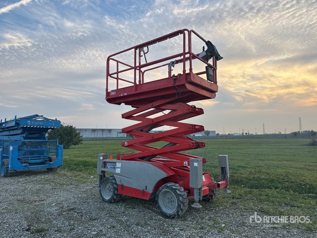 2008 Haulotte Compact12DX Diesel Scissor Lift - Nacelle ciseaux: photos 1 2008 Haulotte Compact12DX Diesel Scissor Lift - Nacelle ciseaux: photos 1