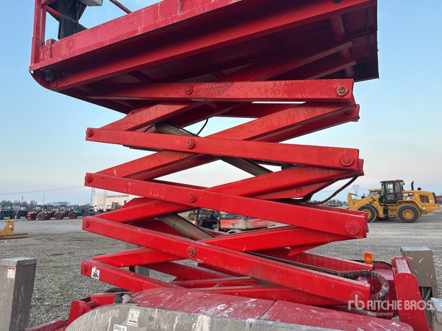 2008 Haulotte Compact12DX Diesel Scissor Lift - Nacelle ciseaux: photos 4 2008 Haulotte Compact12DX Diesel Scissor Lift - Nacelle ciseaux: photos 4