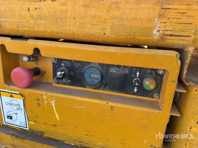 2008 Haulotte Optimum 8 Electric Scissor Lift - Nacelle ciseaux: photos 5 2008 Haulotte Optimum 8 Electric Scissor Lift - Nacelle ciseaux: photos 5