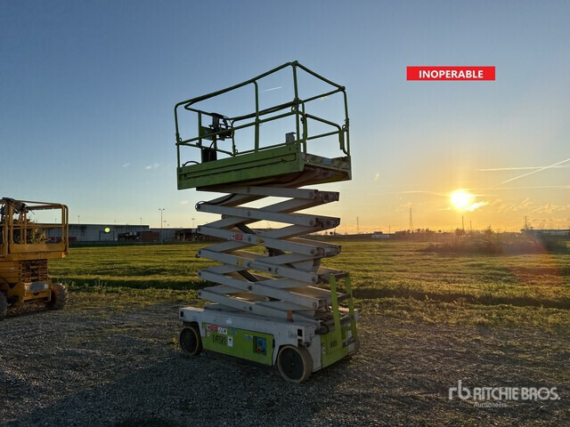 2008 Iteco IT12122 Electric (Inoperable) Scissor Lift - Nacelle ciseaux: photos 1 2008 Iteco IT12122 Electric (Inoperable) Scissor Lift - Nacelle ciseaux: photos 1