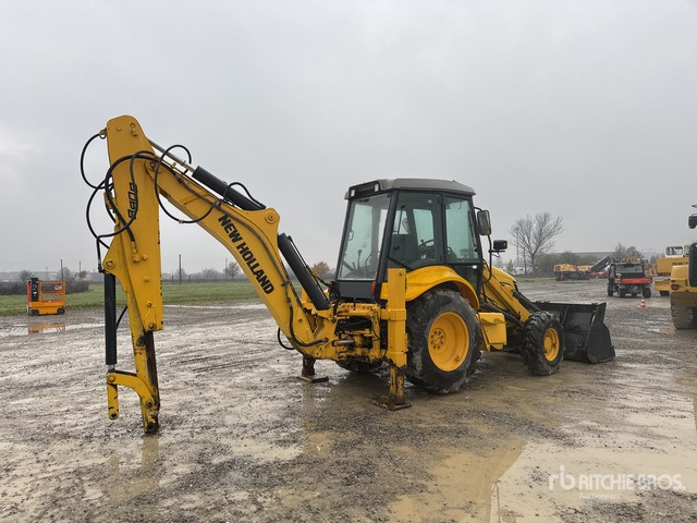 2008 New Holland B90B Backhoe Loader - Tractopelle: photos 3 2008 New Holland B90B Backhoe Loader - Tractopelle: photos 3