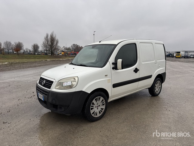 2009 Fiat Doblo Van Truck - Camion fourgon: photos 1 2009 Fiat Doblo Van Truck - Camion fourgon: photos 1