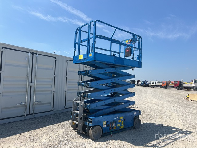 2010 Genie GS-3246 Electric Scissor Lift - Nacelle ciseaux: photos 4 2010 Genie GS-3246 Electric Scissor Lift - Nacelle ciseaux: photos 4