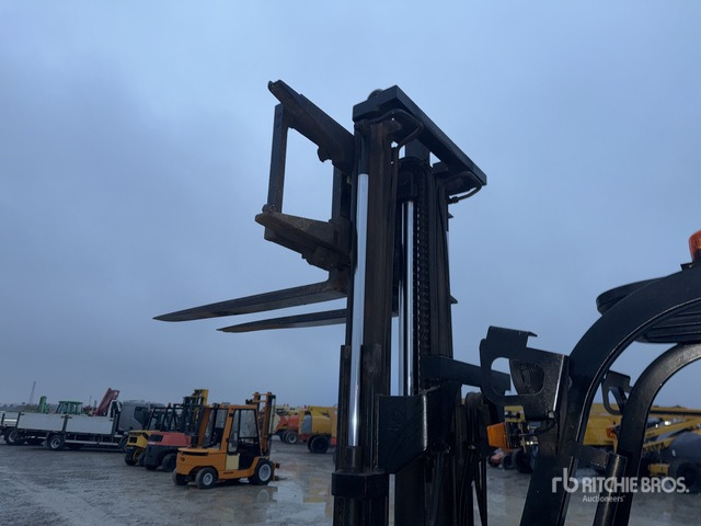 2010 Linde H30 3000 kg Forklift - Chariot élévateur: photos 4 2010 Linde H30 3000 kg Forklift - Chariot élévateur: photos 4