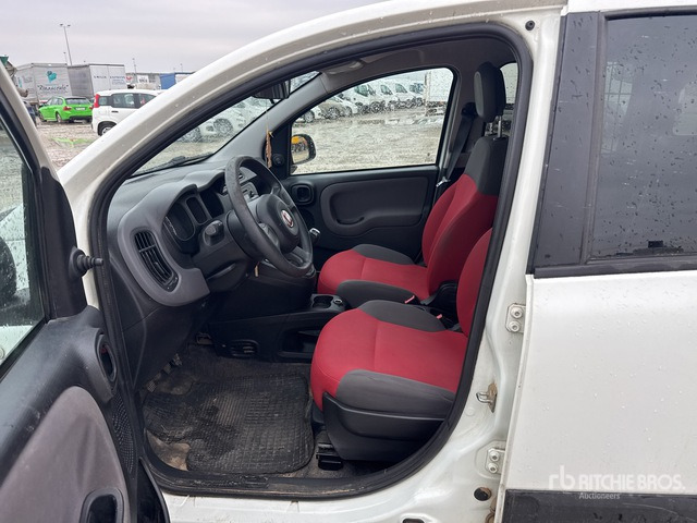 2013 Fiat Panda Van Truck - Camion fourgon: photos 4 2013 Fiat Panda Van Truck - Camion fourgon: photos 4