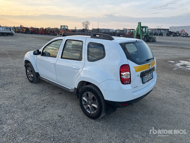 2014 DACIA DUSTER 4WD SUV - SUV: photos 3 2014 DACIA DUSTER 4WD SUV - SUV: photos 3