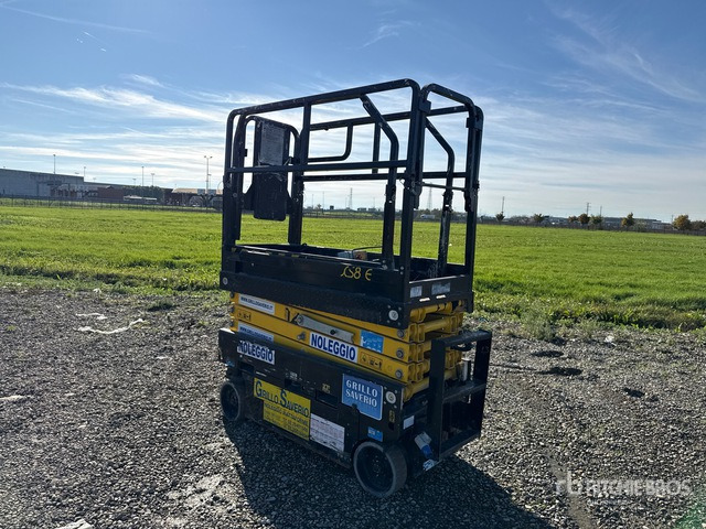 2018 Airo XS8.E Electric Scissor Lift - Nacelle ciseaux: photos 3 2018 Airo XS8.E Electric Scissor Lift - Nacelle ciseaux: photos 3