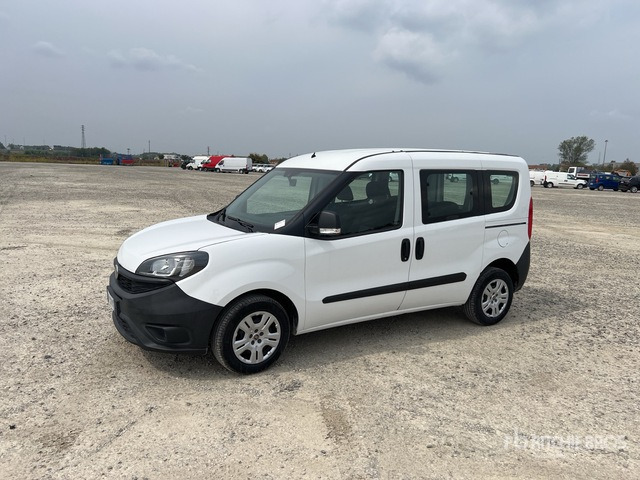 2018 Fiat Doblo CARGO COMBI 1.3 MJT 16V SX N1 Van Truck - Fourgonnette: photos 2 2018 Fiat Doblo CARGO COMBI 1.3 MJT 16V SX N1 Van Truck - Fourgonnette: photos 2