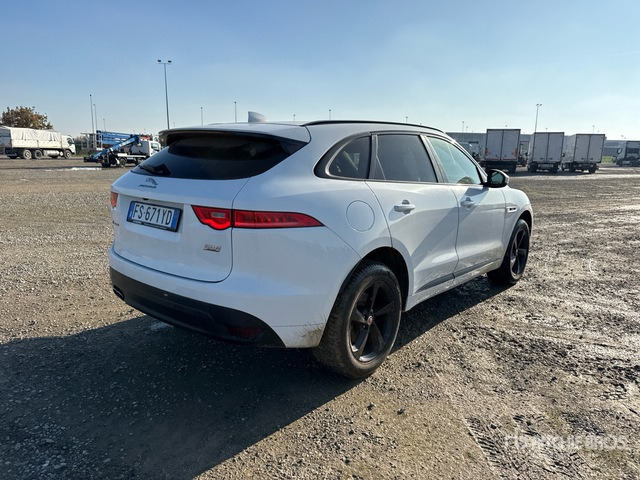 2018 Jaguar F-Pace 2.0d I4 132KW R-SPORT AWD SUV - SUV: photos 4 2018 Jaguar F-Pace 2.0d I4 132KW R-SPORT AWD SUV - SUV: photos 4