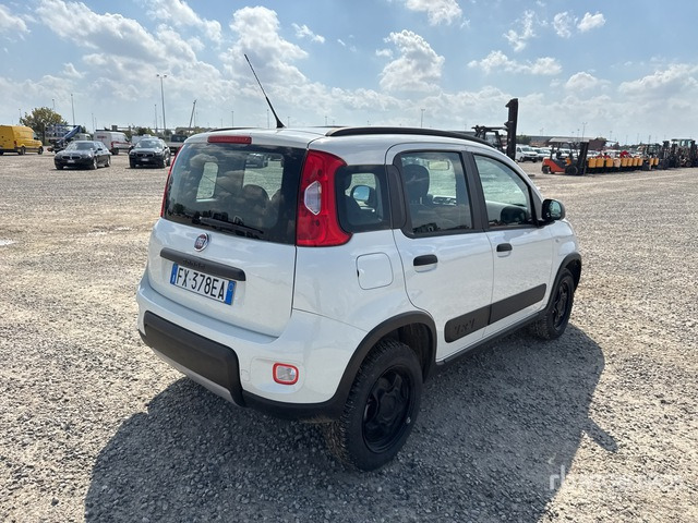 2019 Fiat Panda Autovettura - Voiture: photos 3 2019 Fiat Panda Autovettura - Voiture: photos 3