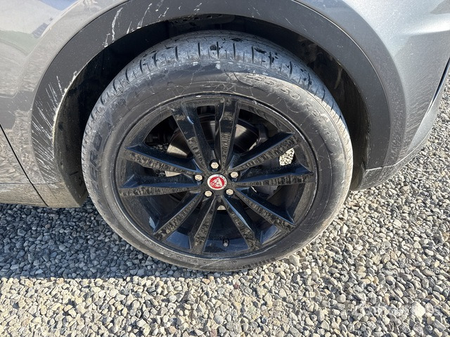 2020 Jaguar E Pace 2.0D I4 CHEQUERED FLAG AUTO 4WD SUV - SUV: photos 4 2020 Jaguar E Pace 2.0D I4 CHEQUERED FLAG AUTO 4WD SUV - SUV: photos 4