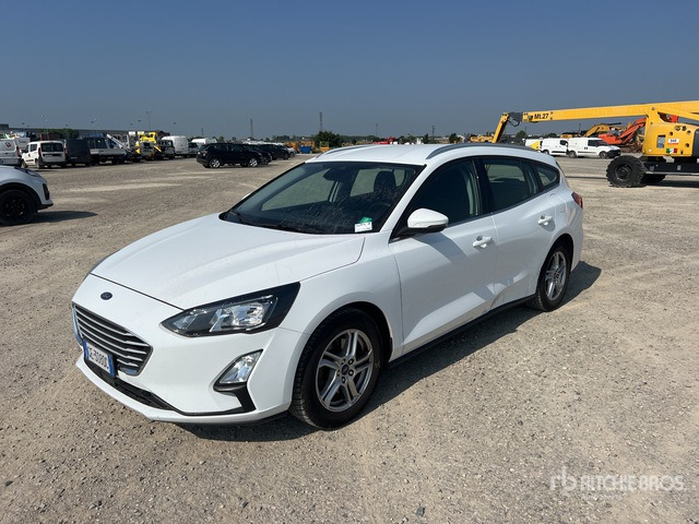 2021 Ford Focus SW 1.5 ECOBLUE BUSINESS 95CV N1 Automobile - Voiture: photos 2 2021 Ford Focus SW 1.5 ECOBLUE BUSINESS 95CV N1 Automobile - Voiture: photos 2