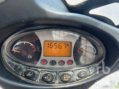 Chargeuse compacte sur chenilles BOBCAT T590HFJ: photos 6
