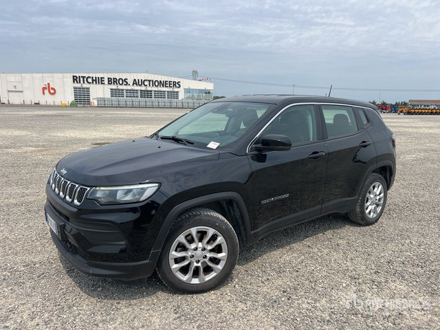 Jeep Compass SUV - SUV: photos 2 Jeep Compass SUV - SUV: photos 2