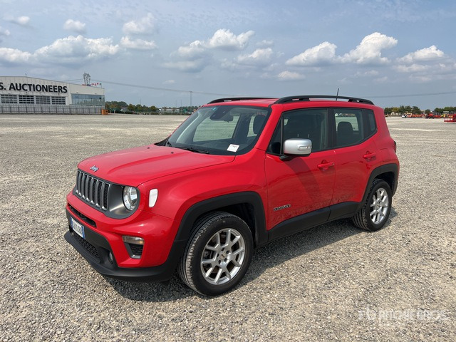 Jeep Renegade SUV - SUV: photos 1 Jeep Renegade SUV - SUV: photos 1